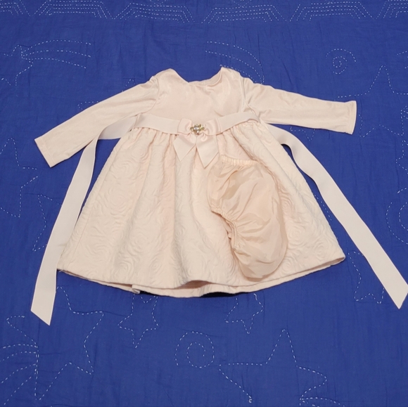 18 months Baby girl dresses lot 💓 super cute bundle of dresses for toddler girl - Picture 2 of 5